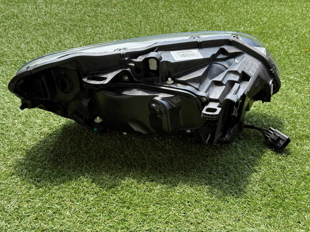 Frontscheinwerfer Volvo Xc60 31698808 Xenon Links Scheinwerfer Headlight SCH7627426136xt