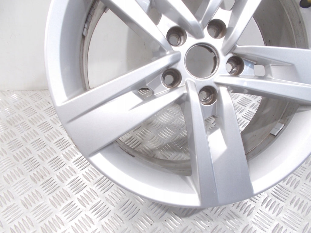 1x Alufelge 17 Zoll 7.0" 5x112 49ET 5F0601025T Seat Leon Rim Wheel