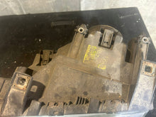Laden Sie das Bild in den Galerie-Viewer, Frontscheinwerfer Land Rover Range L322 Links Scheinwerfer Headlight SCH3090582330sv