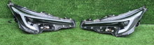 Load image into Gallery viewer, Frontscheinwerfer Toyota Corolla Hatchback 81110-02X10 Rechts Headlight SCH4924314445ne