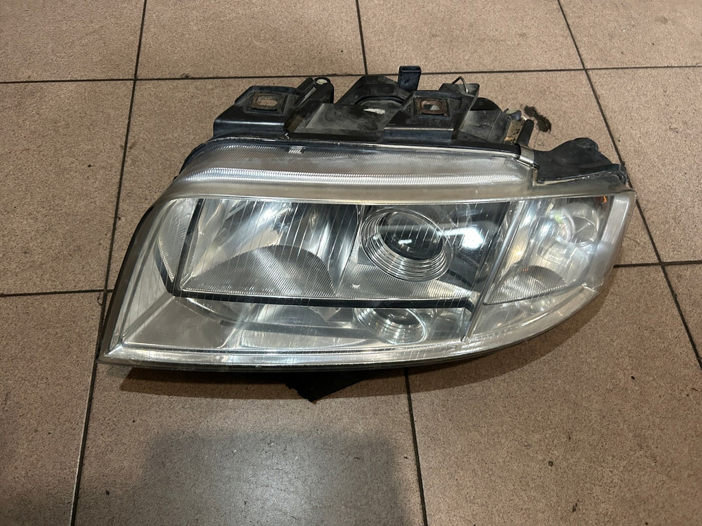 Frontscheinwerfer Audi A6 Xenon Links Scheinwerfer Headlight