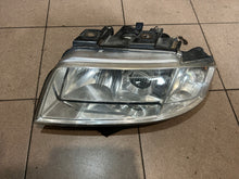 Load image into Gallery viewer, Frontscheinwerfer Audi A6 Xenon Links Scheinwerfer Headlight