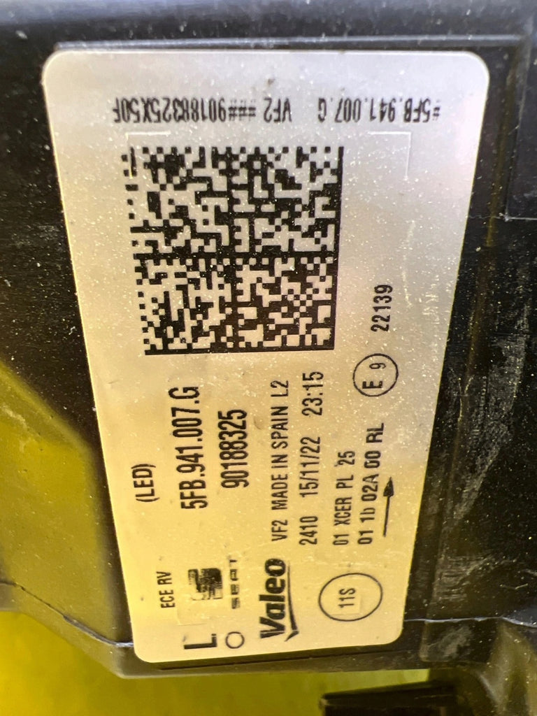 Frontscheinwerfer Seat Leon 5FB941007G LED Ein Stück (Rechts oder Links)