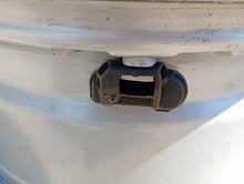 Laden Sie das Bild in den Galerie-Viewer, 4x Alufelge 18 Zoll 8.0" 5x112 56 5ET Glanz Silber A1664011602 Mercedes-Benz FEL5509093450vn