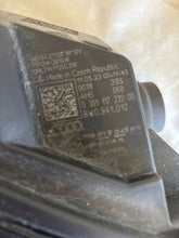 Load image into Gallery viewer, Frontscheinwerfer Audi A4 8W0941012 Rechts Scheinwerfer Headlight SCH9208269691iz
