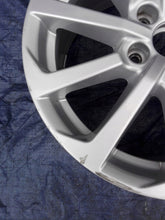 Load image into Gallery viewer, 1x Alufelge 17 Zoll 7.5&quot; 5x112 51ET Glanz Silber 8V0601025DM Audi A3 Rim Wheel