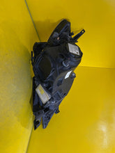 Laden Sie das Bild in den Galerie-Viewer, Frontscheinwerfer Honda Frv Fr-V Xenon Links Scheinwerfer Headlight