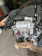 Laden Sie das Bild in den Galerie-Viewer, Motor Peugeot 5008 II HNO5 HN05 10XVAC 1.6 THP 3TKm Benzin Engine Komplett