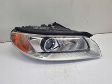 Load image into Gallery viewer, Frontscheinwerfer Volvo S80 V70 III 8635076 Xenon Rechts Scheinwerfer Headlight SCH3133699298tw