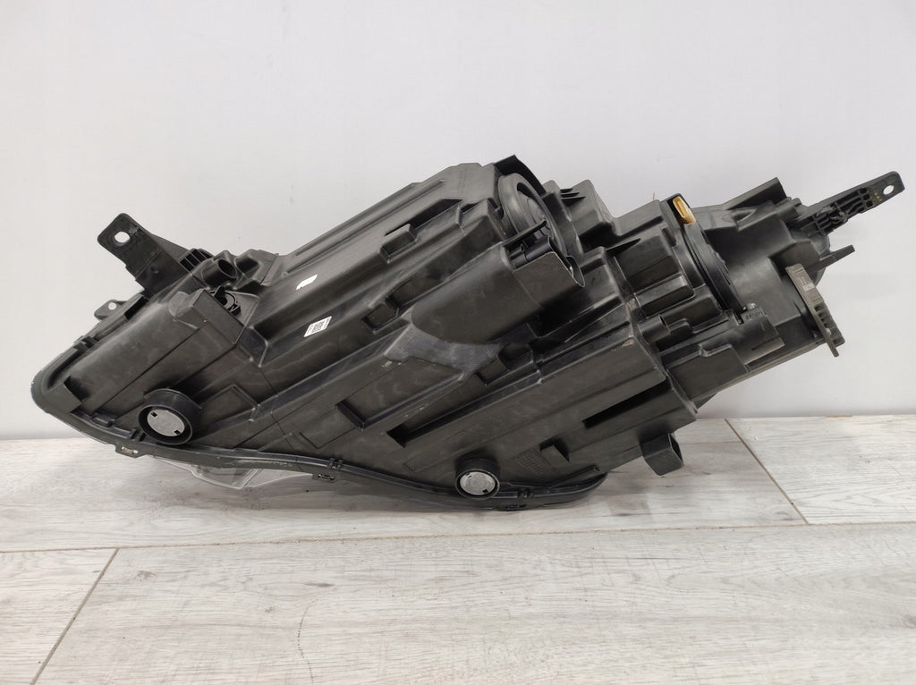 Frontscheinwerfer Ford Kuga LV4B-13W029-AK Rechts Scheinwerfer Headlight SCH9541797882on