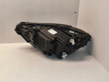 Laden Sie das Bild in den Galerie-Viewer, Frontscheinwerfer Mercedes-Benz Cla X118 C118 A1189061601 LED Rechts Headlight SCH5357781993jz