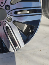 Load image into Gallery viewer, 1x Alufelge 18 Zoll 7.5&quot; 5x112 53 5ET A2434011400 Mercedes-Benz Eqa Rim Wheel