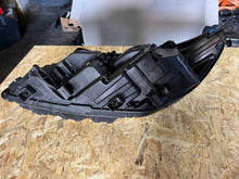 Laden Sie das Bild in den Galerie-Viewer, Frontscheinwerfer Kia Sorento III 92102C5620 Rechts Scheinwerfer Headlight SCH4338691021ya