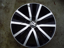 Load image into Gallery viewer, 1x Alufelge 17 Zoll 7.0" 5x120 55ET Glanz Schwarz 7E0601025L VW Multivan FEL5395545304xt