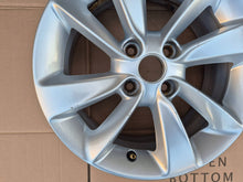 Load image into Gallery viewer, 1x Alufelge 15 Zoll 6.0" 4x100 39ET Opel Corsa D Rim Wheel FEL8732793246qk