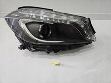 Laden Sie das Bild in den Galerie-Viewer, Frontscheinwerfer Mercedes-Benz W176 A1768201261KZ LED Rechts Headlight SCH6735687147ca