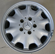 Load image into Gallery viewer, 4x Alufelge 15 Zoll 7.0&quot; 5x112 37ET Glanz Silber 2104010102 Mercedes-Benz W210