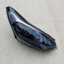 Laden Sie das Bild in den Galerie-Viewer, Frontscheinwerfer Kia Sportage IV 92102F1500 FULL LED Rechts Headlight