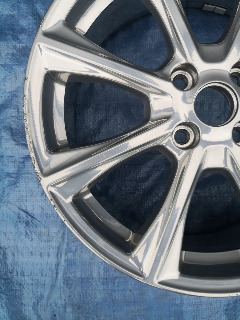 1x Alufelge 18 Zoll 7.0" 4x108 47ET Glanz Silber H1BC-1007-E1A Ford Fiesta