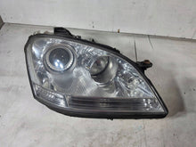 Laden Sie das Bild in den Galerie-Viewer, Frontscheinwerfer Mercedes-Benz W164 Xenon Rechts Scheinwerfer Headlight SCH8120989085xf