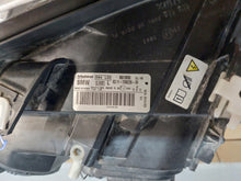 Laden Sie das Bild in den Galerie-Viewer, Frontscheinwerfer BMW X1 F48 90018091 6311-7290240-06 90018090 Xenon Ein Satz SCH8819674773ef