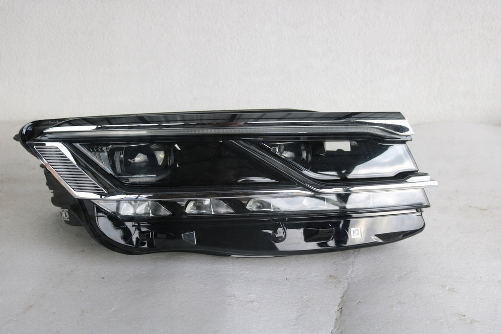 Frontscheinwerfer VW Touareg 761941082 Rechts Scheinwerfer Headlight