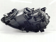 Laden Sie das Bild in den Galerie-Viewer, Frontscheinwerfer Mercedes-Benz A1768201261 Rechts Scheinwerfer Headlight SCH5093516386qc