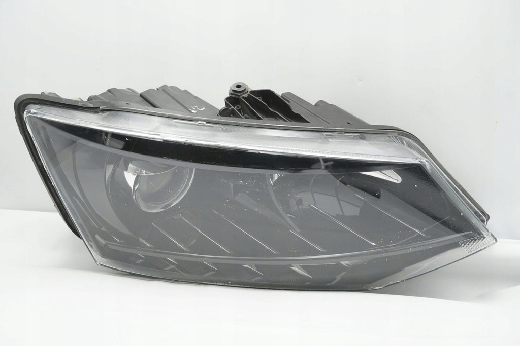 Frontscheinwerfer Skoda Fabia Rechts Scheinwerfer Headlight SCH5292094349xq
