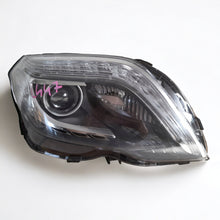 Load image into Gallery viewer, Frontscheinwerfer Mercedes-Benz W204 A2048207559 Xenon Rechts Headlight