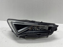 Laden Sie das Bild in den Galerie-Viewer, Frontscheinwerfer Seat Tarraco 5FJ941008 Rechts Scheinwerfer Headlight SCH2732068883vi