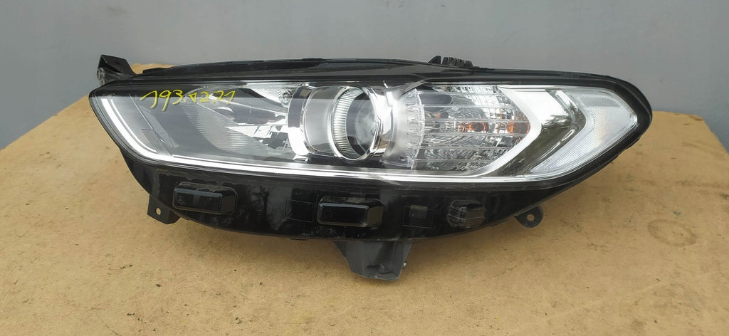 Frontscheinwerfer Ford Mondeo DS7313W030EA Links Scheinwerfer Headlight