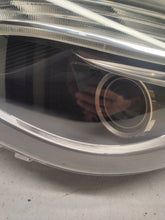 Load image into Gallery viewer, Frontscheinwerfer Mercedes-Benz W246 A2468207161 Xenon Links Headlight