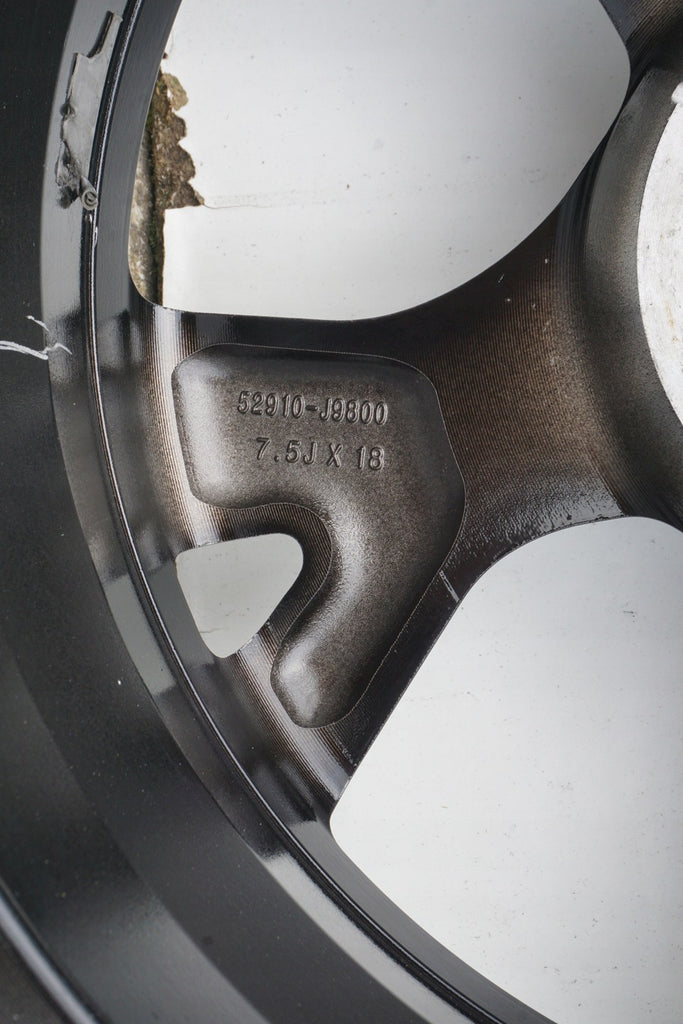 1x Alufelge 18 Zoll 7.5" 5x114.3 52ET Glanz Schwarz 52910-J9800 Hyundai Kona