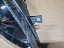 Laden Sie das Bild in den Galerie-Viewer, Frontscheinwerfer Mitsubishi Colt VI I 8301B368 FALSE Scheinwerfer Headlight SCH9276359775vw