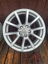 Load image into Gallery viewer, 1x Alufelge 18 Zoll 8.0" 5x112 39ET Glanz Silber 8R0601025 Audi Q5 Rim Wheel FEL4564357701em
