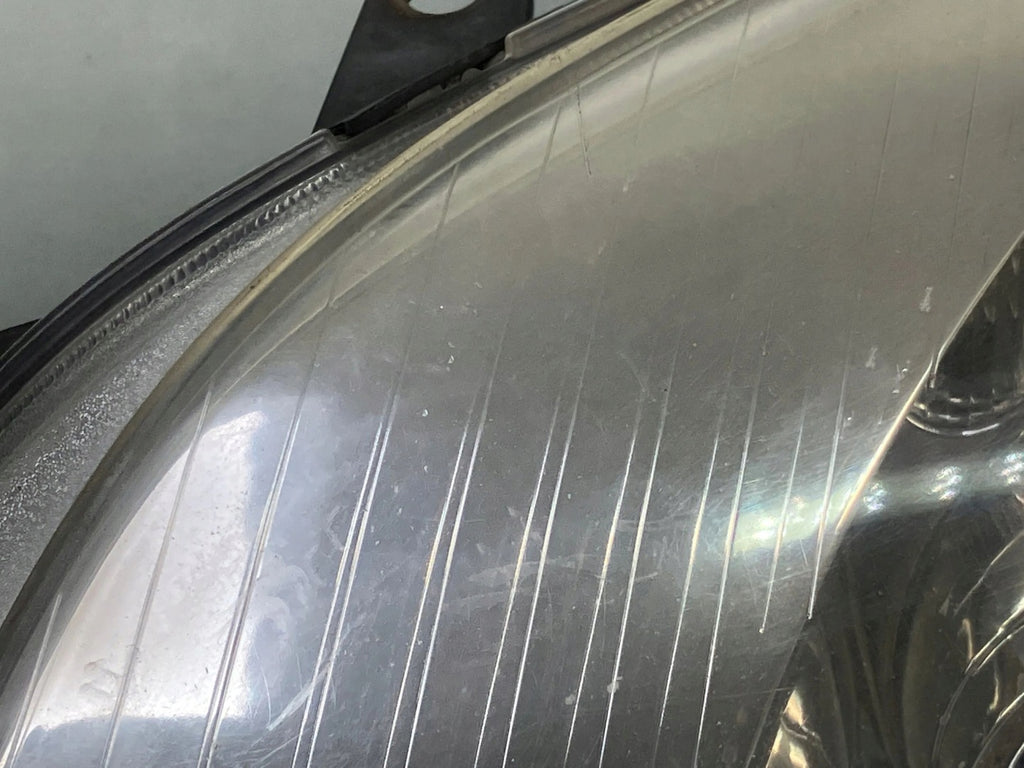 Frontscheinwerfer Toyota Avensis 9922680008 Links Scheinwerfer Headlight SCH5770017072og
