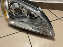 Laden Sie das Bild in den Galerie-Viewer, Frontscheinwerfer Ford Focus 4M51-13099-ED Xenon Rechts Scheinwerfer Headlight SCH1671837581tl