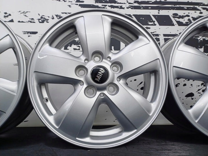 4x Alufelge 15 Zoll 5.5" 5x112 46ET Glanz Silber 6855101 Mini Rim Wheel FEL1001994297ax