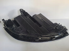 Laden Sie das Bild in den Galerie-Viewer, Frontscheinwerfer VW Passat 3J1941005 LED Links Scheinwerfer Headlight SCH4001561588vg