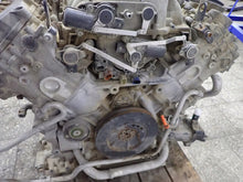 Laden Sie das Bild in den Galerie-Viewer, Motor Audi BSM 5.2 FSI Benzin Engine Unkomplett