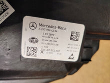 Laden Sie das Bild in den Galerie-Viewer, Frontscheinwerfer Mercedes-Benz W247 A2479064204 Rechts Scheinwerfer Headlight SCH3547935183js
