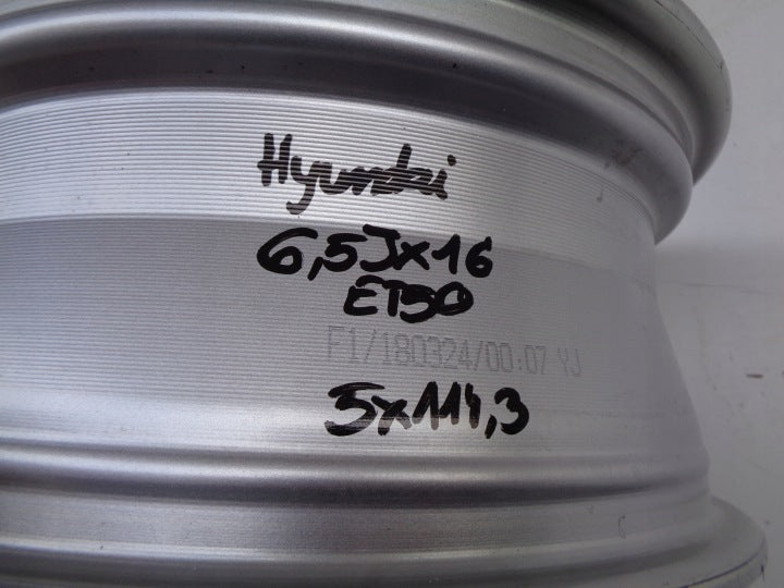 1x Alufelge 16 Zoll 6.5" 5x114.3 50ET Hyundai Rim Wheel FEL9964252164wt