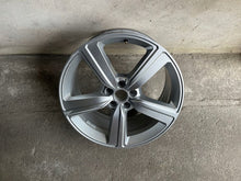 Laden Sie das Bild in den Galerie-Viewer, 1x Alufelge 20 Zoll 9.0" 5x112 4KE601025S Audi E-Tron Rim Wheel FEL8664667051pt