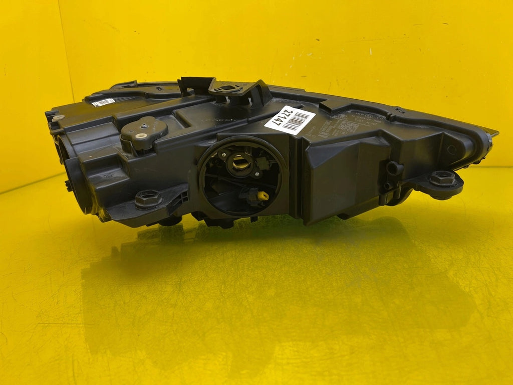 Frontscheinwerfer Audi A3 8V0941005E Xenon Ein Stück (Rechts oder Links)