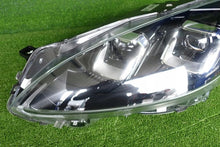 Laden Sie das Bild in den Galerie-Viewer, Frontscheinwerfer Ford Kuga LV4B13E017AL Links Scheinwerfer Headlight SCH5937808125ec
