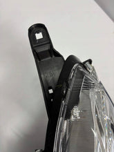 Laden Sie das Bild in den Galerie-Viewer, Frontscheinwerfer Mitsubishi Space Star W5335PMI Links Scheinwerfer Headlight SCH7834240653iz