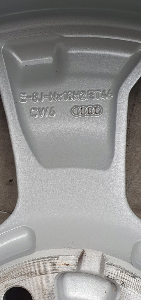 1x Alufelge 18 Zoll 8.0" 5x112 46ET Glanz Silber 8Y0601025CP Audi A3 Rim Wheel FEL4184406116fw