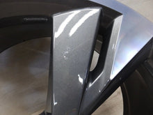 Laden Sie das Bild in den Galerie-Viewer, 1x Alufelge 20 Zoll 8.0" 5x112 45ET 89A601025E Audi E-Tron Rim Wheel FEL1929690708fs