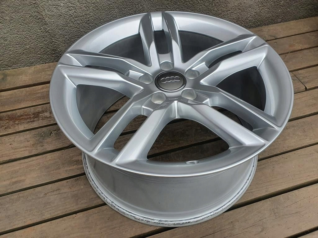 1x Alufelge 18 Zoll 9.0" 5x112 52ET Glanz Silber 8J0601025AN Audi Tt Rim Wheel