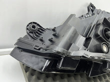Load image into Gallery viewer, Frontscheinwerfer Audi A3 8V0941006E Xenon Ein Stück (Rechts oder Links) SCH2506365013gd
